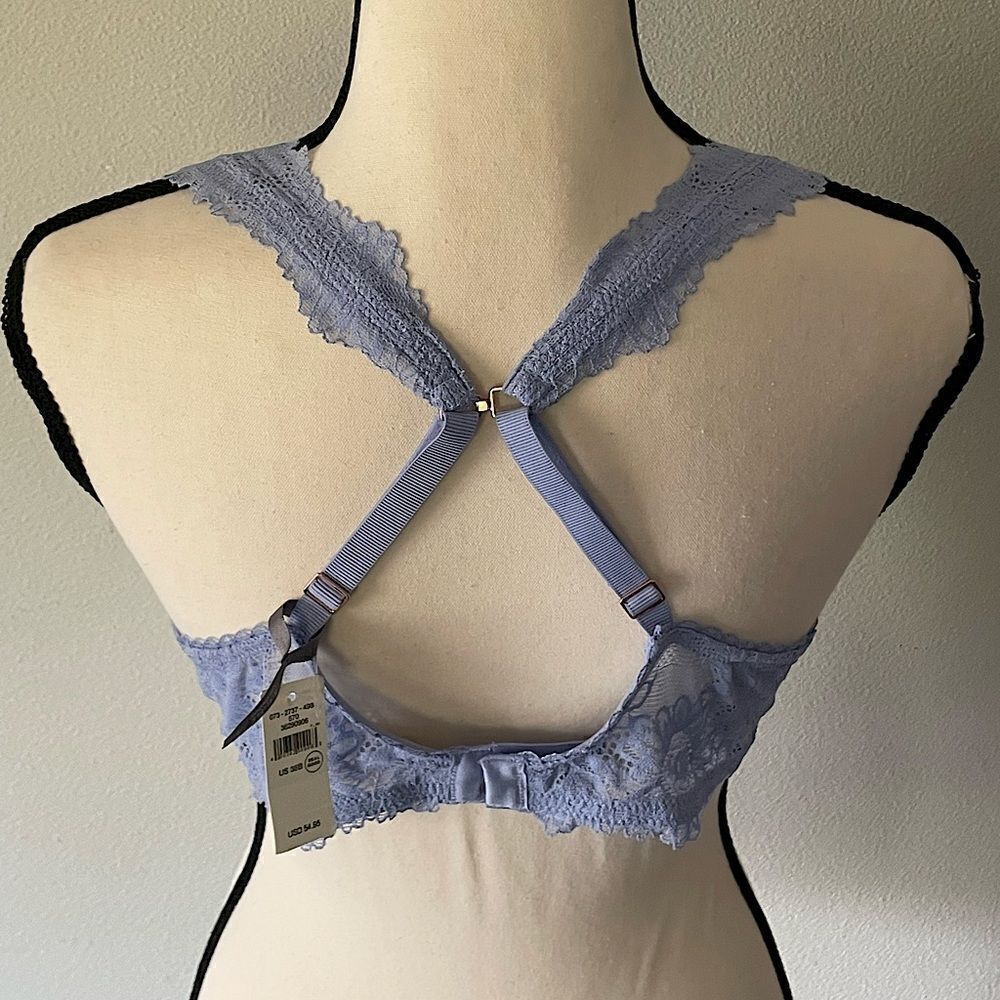 NWT! Aerie Light Blue Wireless, Convertible Strap, Lace Bra. Size 38B.